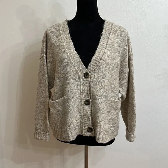 William Rast Sweater - Picture 3 of 8